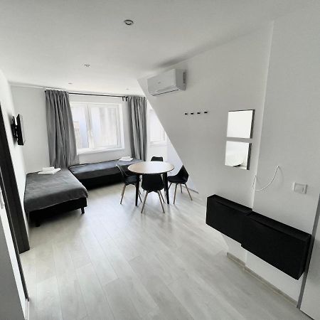 Mg Apartments Štúrovo Esterno foto